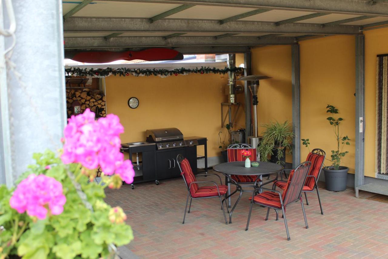 Kleines Zuhause Apartment Magdeburg Exterior foto