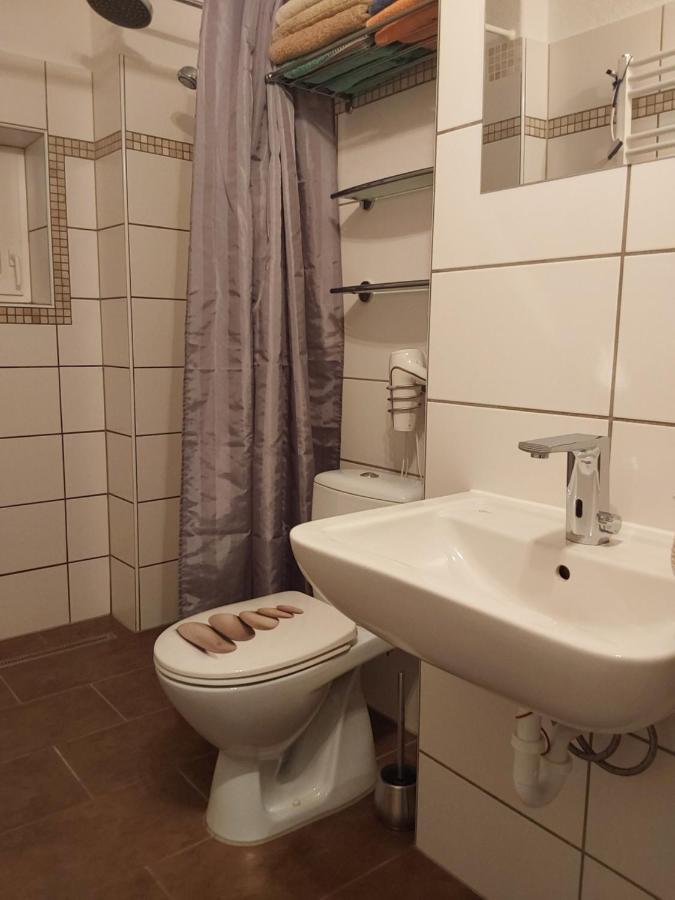 Kleines Zuhause Apartment Magdeburg Exterior foto