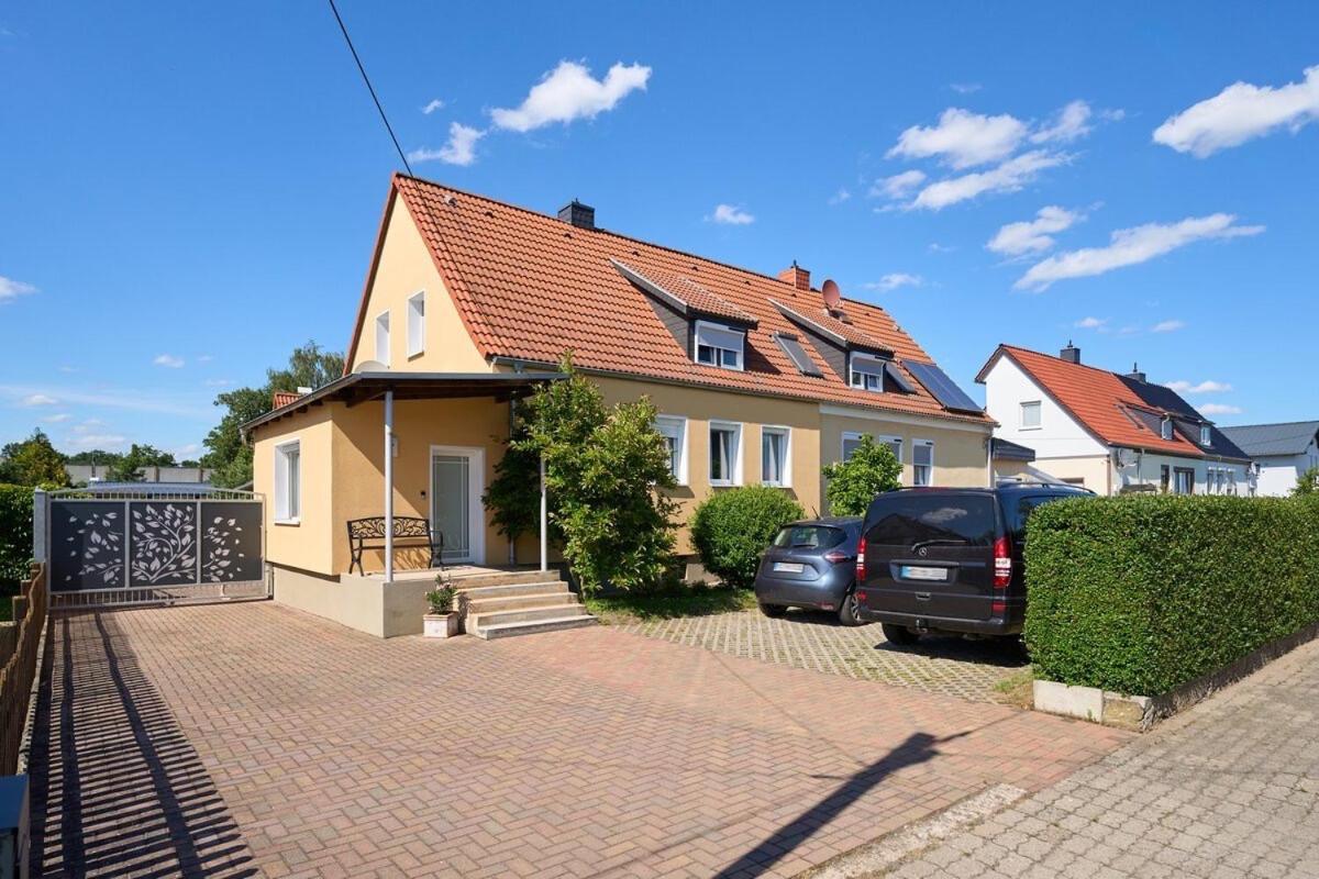 Kleines Zuhause Apartment Magdeburg Exterior foto
