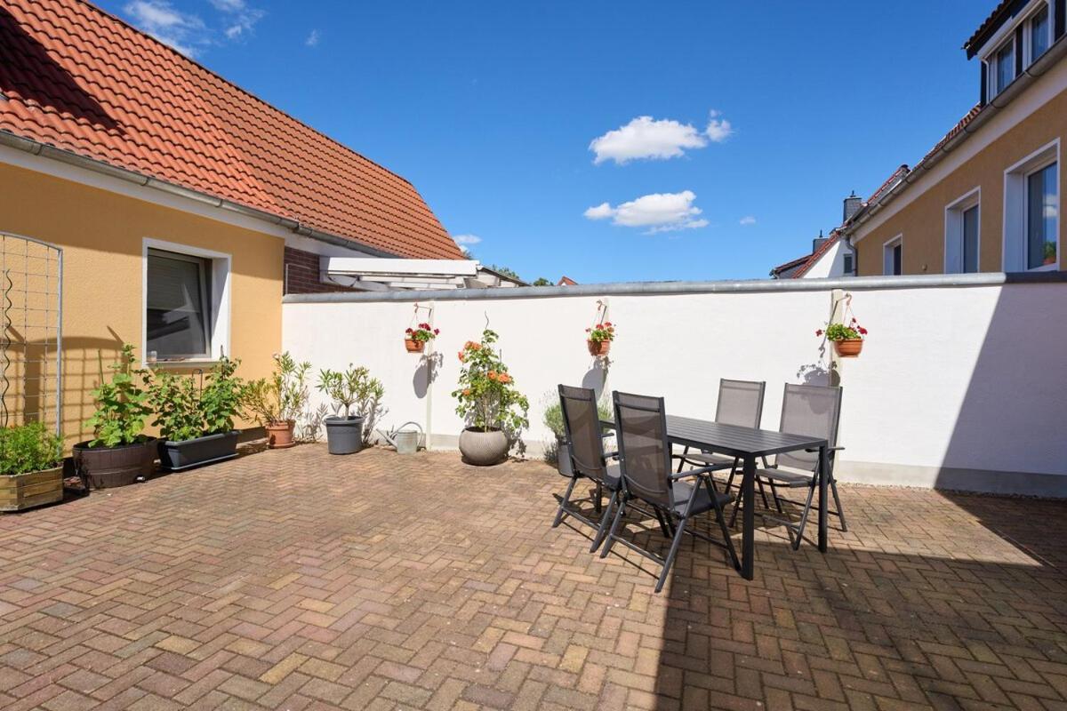 Kleines Zuhause Apartment Magdeburg Exterior foto