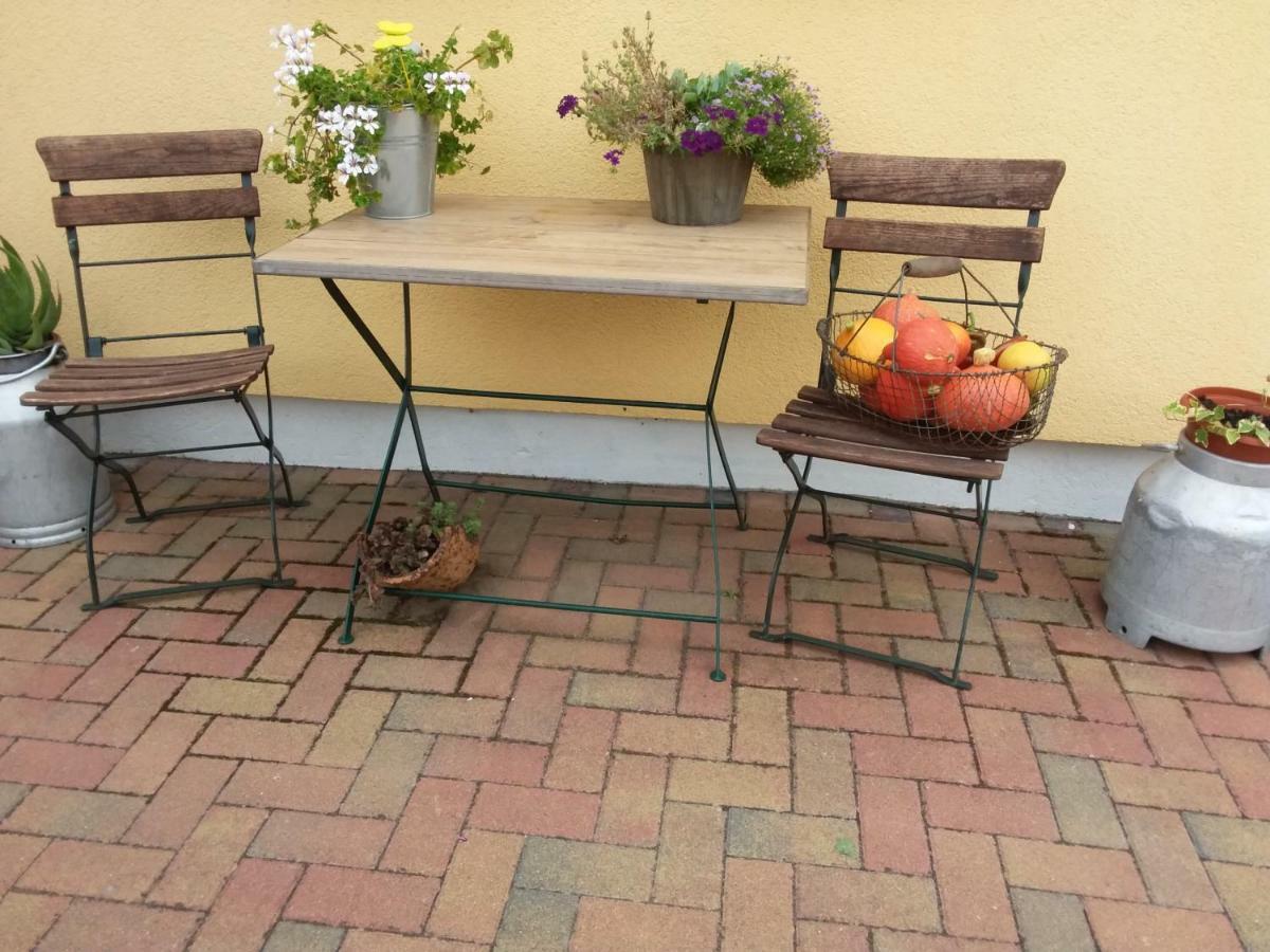 Kleines Zuhause Apartment Magdeburg Exterior foto